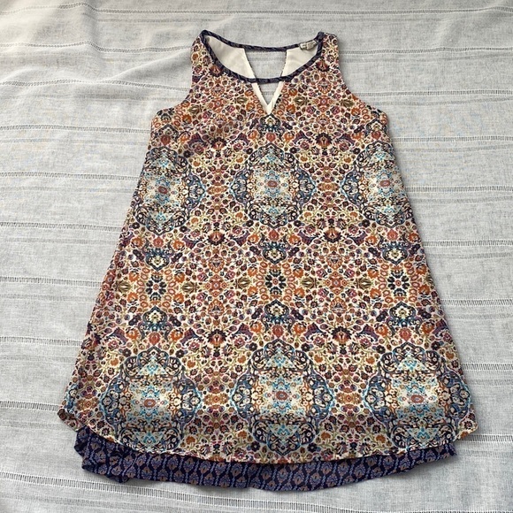Eyeshadow Bohemian sleeveless tiered tunic. - Picture 13 of 14